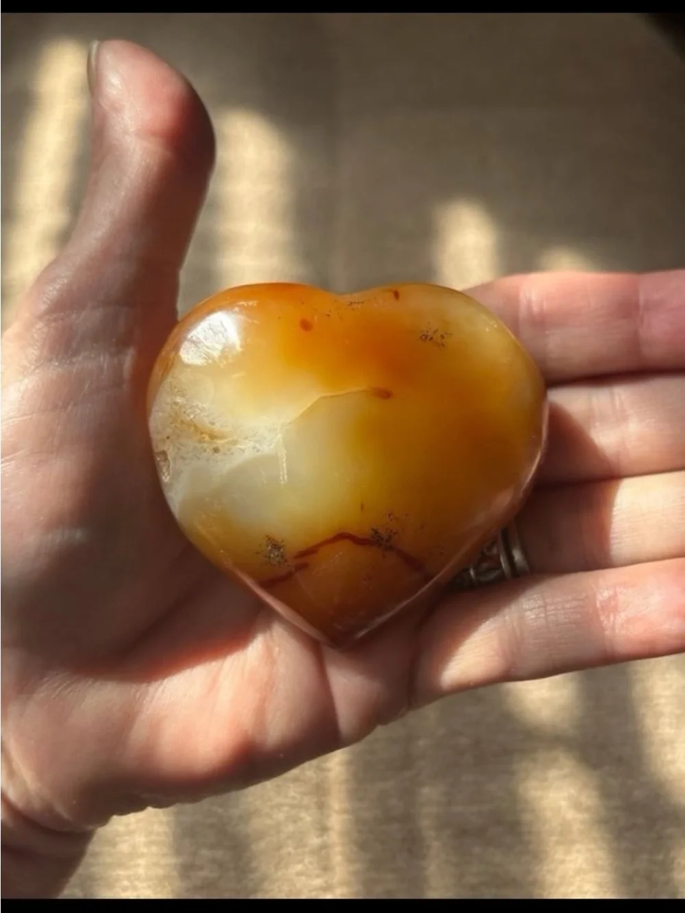 Polished Heart-Shaped Carnelian agate
